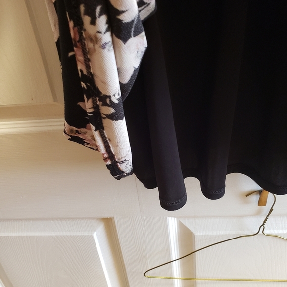 Beautiful Ladies dress - Picture 6 of 7